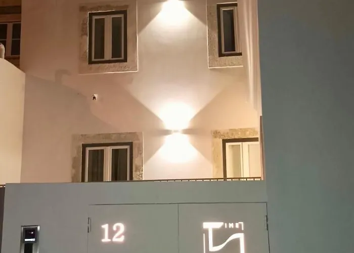 Timeless - Old 招待所 4*