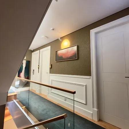 Timeless - Old Гостьовий будинок Лісабон